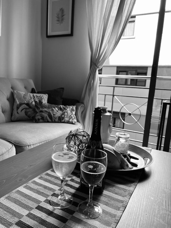 Upscale***Las Canteras Beach***Balcony Apartment Las Palmas de Gran Canaria Bagian luar foto